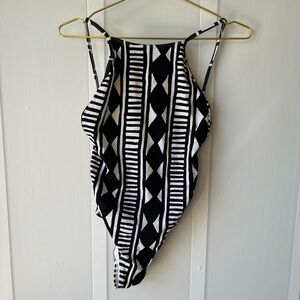 Black and White Geometric Swimsuit Size Small